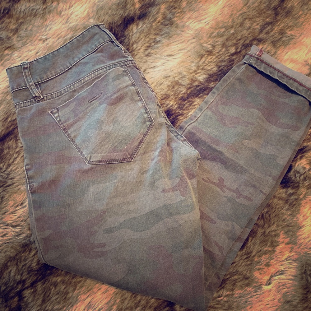 Sanctuary camo jeans